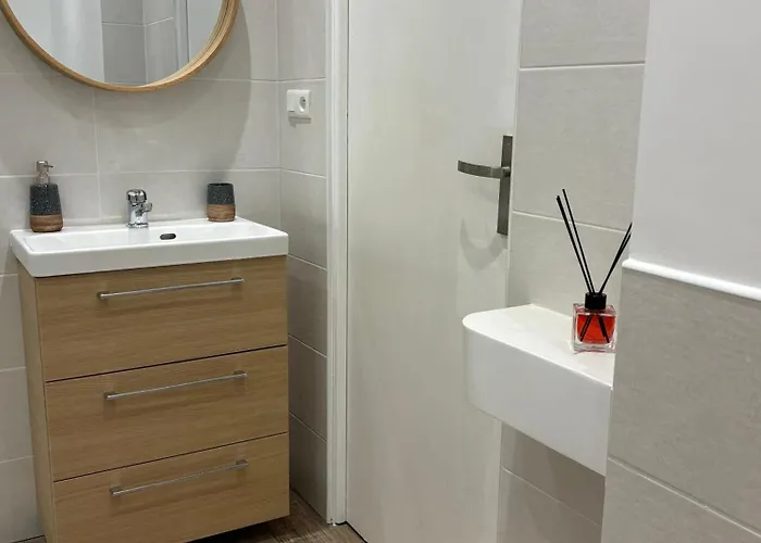 Front De - Garavan *